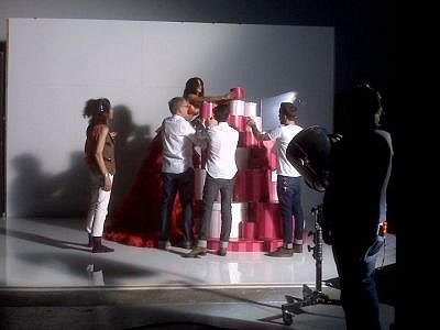 Behind_the_scenes_of_Victoria_s_Secret_Christmas_Photoshoot.jpeg