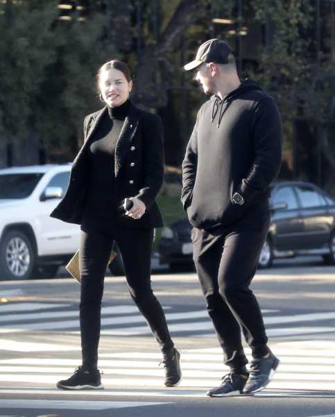 Adriana_Lima_out_and_about_in_Los_Angeles_01-16-2024__2__5f800fd61fef3e27cef734cce22b9c5a.jpg