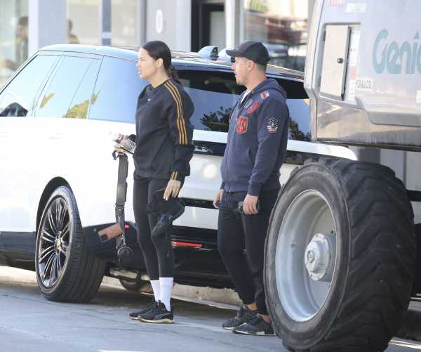 adriana-lima-spotted-at-the-gym-in-west-hollywood-52493528243_f828e3faafff650c4c051308e0221bb2.jpg